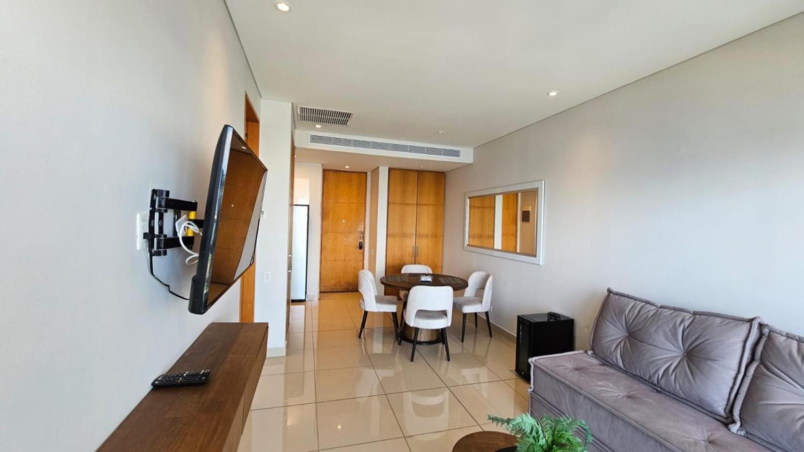 Apartment En Edificio H2 Bocagrande Cerca Al Mar
