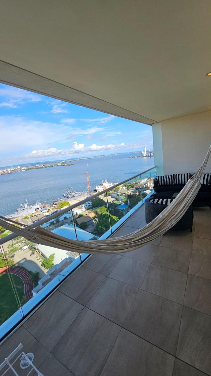 En Edificio H2 Bocagrande Cerca Al Mar